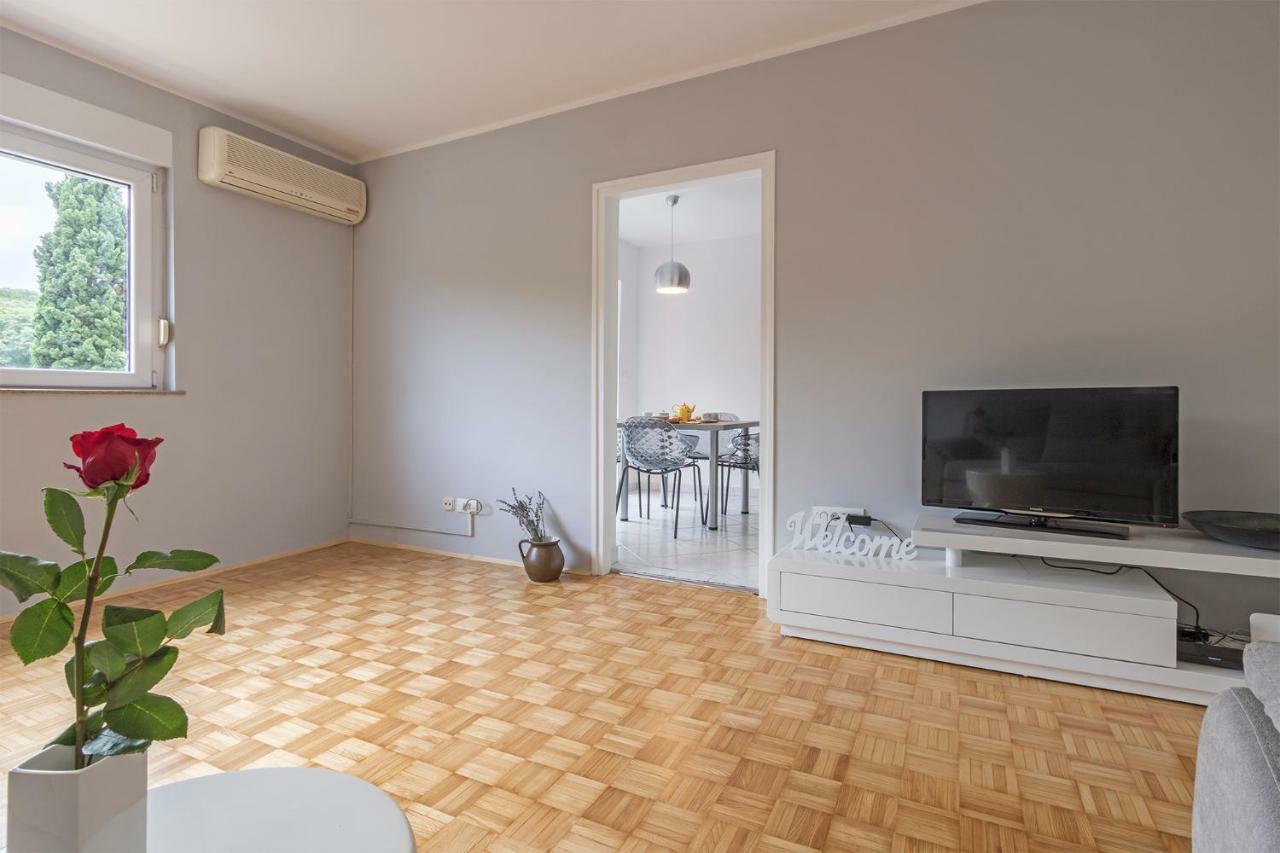 Colosseum Apartment Pula Zewnętrze zdjęcie