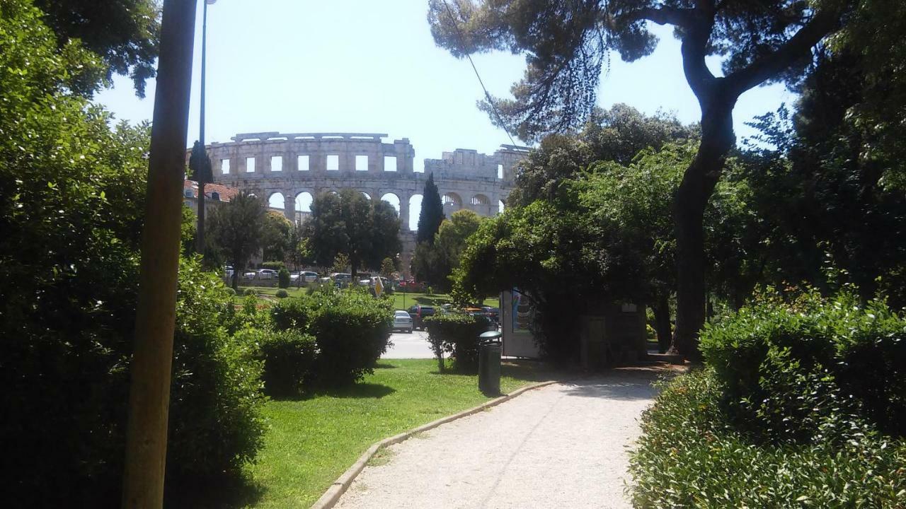 Colosseum Apartment Pula Zewnętrze zdjęcie